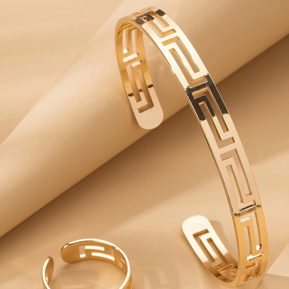 ✨ Greek Pattern Gold Bracelet & Ring Set