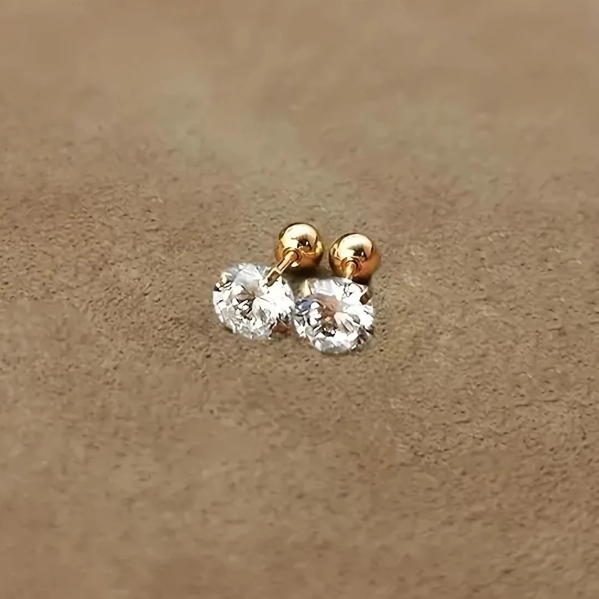 ✨ Elegant Gold-Plated Crystal Stud Earrings