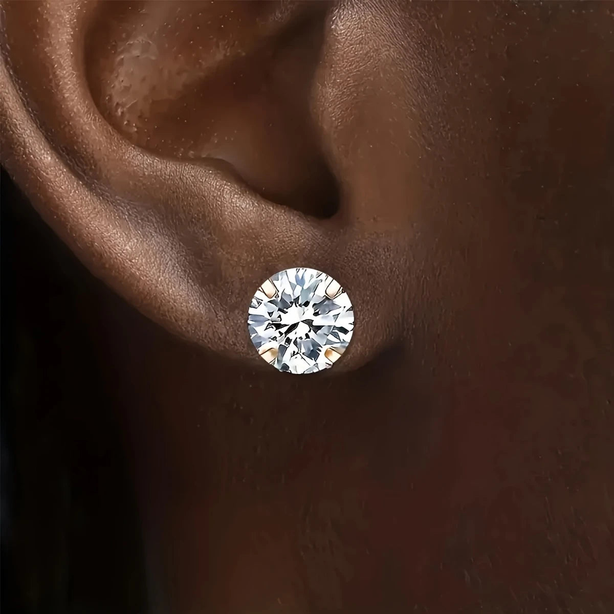 ✨ Elegant Gold-Plated Crystal Stud Earrings